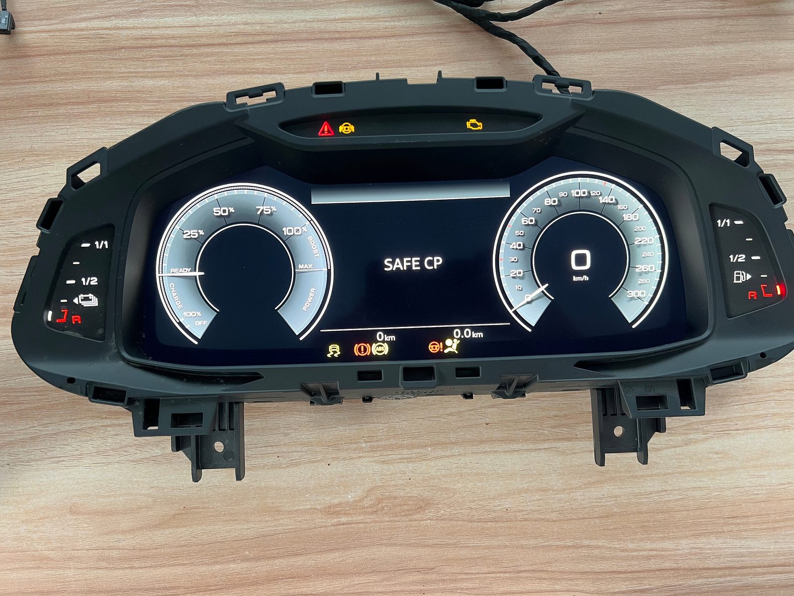 4K0 920 794 E — Audi A6 / A7 / Q7 / Q8 TFSI e plug-in hybrid Virtual Cockpit cluster, 0 km