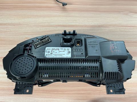 8W5 920 790 photo 3