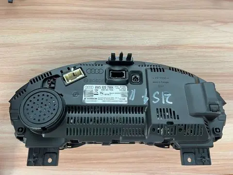 8W5 920 790 K — Virtual Cockpit لسيارات A4 B9 / A5 F5، 0 كم، إصدار متأخر 2020–2021 photo 3