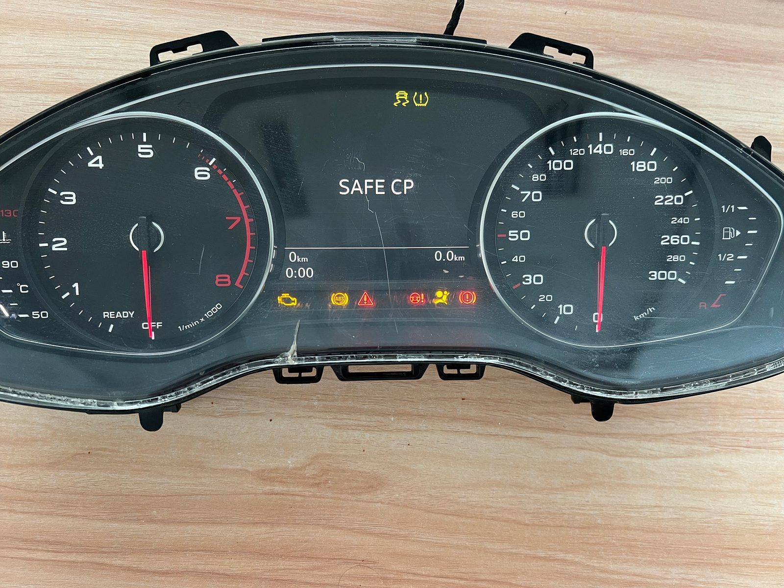 8WD 920 770 A — Audi A4L (China build) analogue instrument cluster with colour display, 0 km
